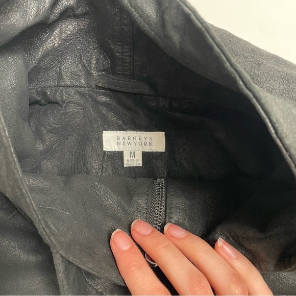 VINTAGE BARNEY’S NEW YORK suede leather jacket - Picture 6 of 12